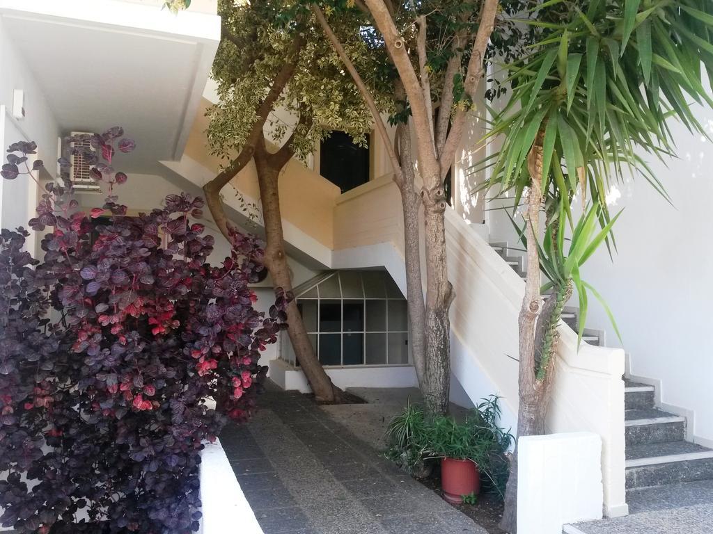 Skala Apartments Agia Marina Habitación foto